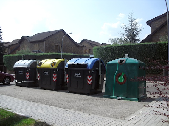 Las Rozas renueva todos los contenedores de recogida de residuos