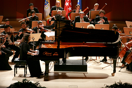 Kateryna Titova gana el 14º Concurso Internacional de Piano.