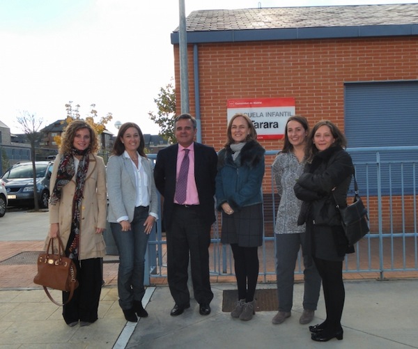El alcalde visita la escuela infantil La Tarara