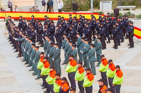 La Policía de Boadilla entrega 30 condecoraciones en el día de su patrón