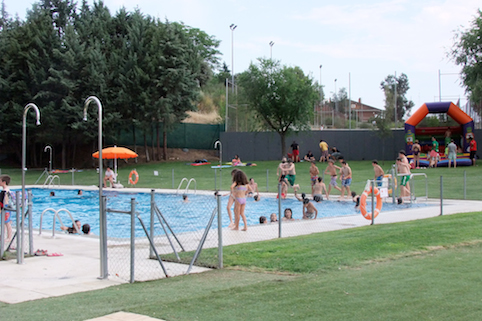 Entrada gratis a las piscinas municipales para desempleados de larga duración