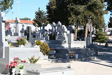 El Ayuntamiento amplía el horario de los cementerios para evitar aglomeraciones en la festividad de Todos los Santos