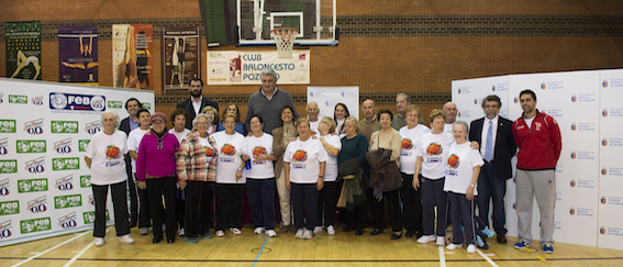 Los mayores de Pozuelo participan en el programa “Más que basket”