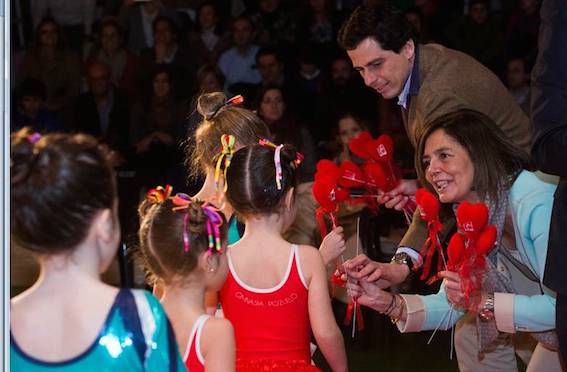 La Escuela Municipal de Gimnasia Artística de Pozuelo celebra la Gala de Navidad