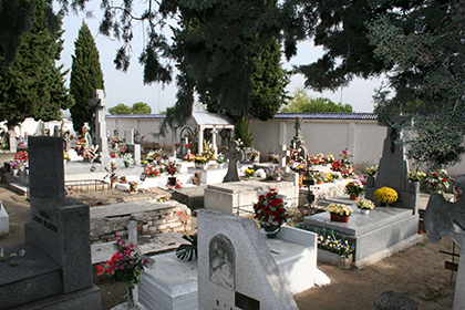 Los cementerios de Las Rozas amplían su horario