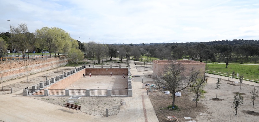 Ya se pueden visitar la noria y el estanque del Palacio de Boadilla