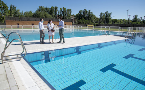 Abre la piscina de verano del polideportivo Carlos Ruiz con acceso restringido a empadronados 