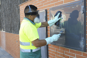 Boadilla elimina una media de 270 grafitis al mes