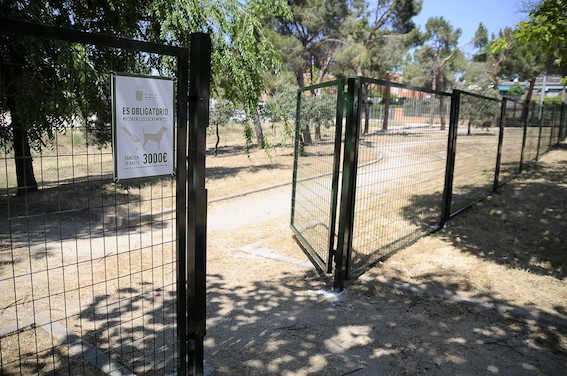 2.000 metros cuadrados para perros en el parque Juan Pablo II de Boadilla 