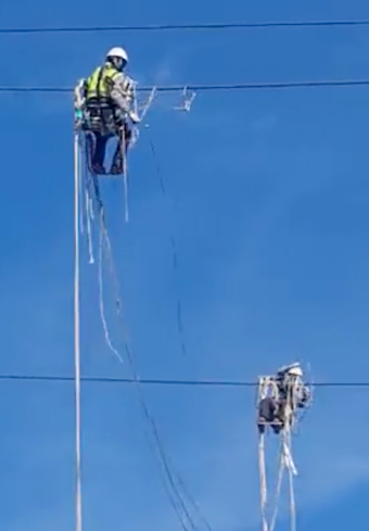 Boadilla trabaja en el soterramiento de la torre de alta tensión en la avenida Víctimas del Terrorismo