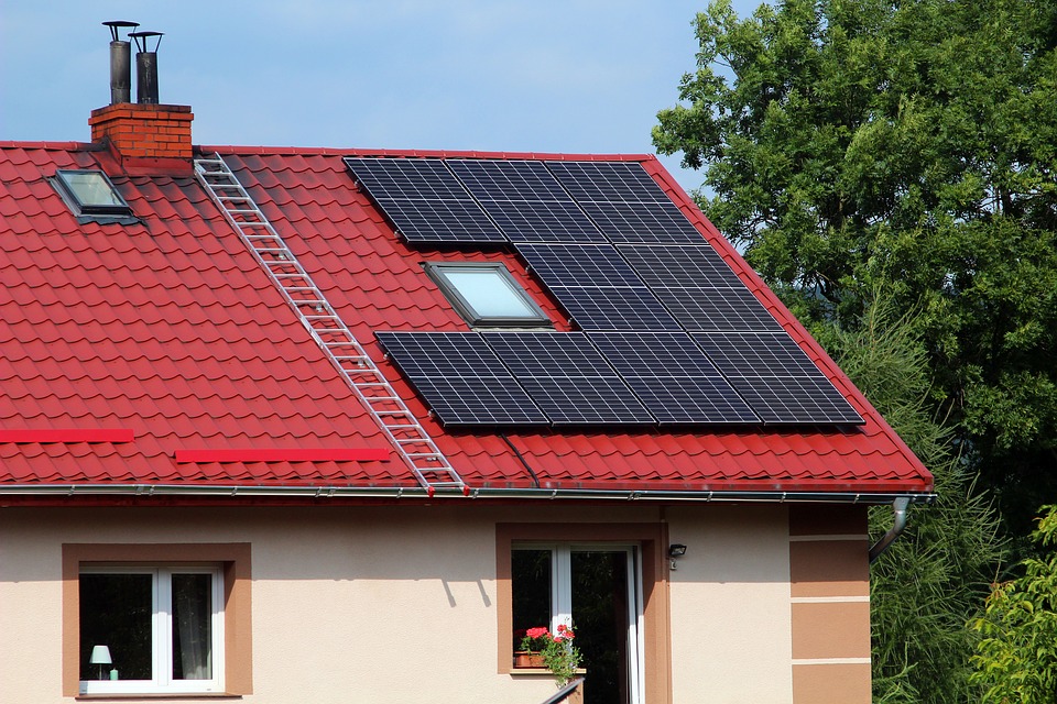 Boadilla bonificará un 45% el IBI de los vecinos que instalen placas fotovoltaicas en sus viviendas