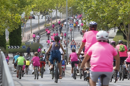 Miles de ciclistas participaron en la Fiesta de la Bici de Majadahonda